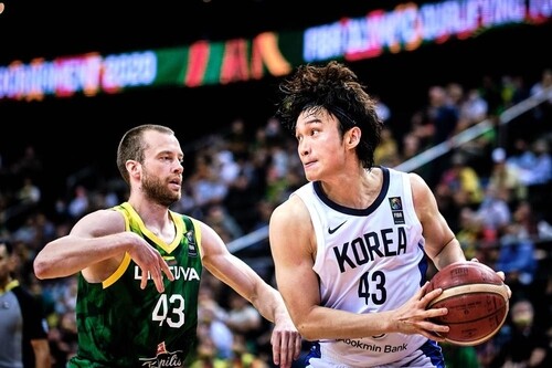 (LEAD) S. Korea crashes out of Olympic basketball qualifying tournament