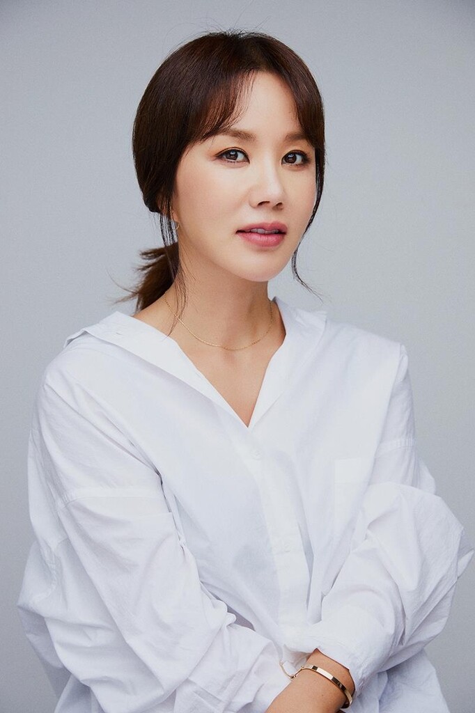 [영화소식] 엄정화, 제천국제음악영화제 '짐페이스' 선정