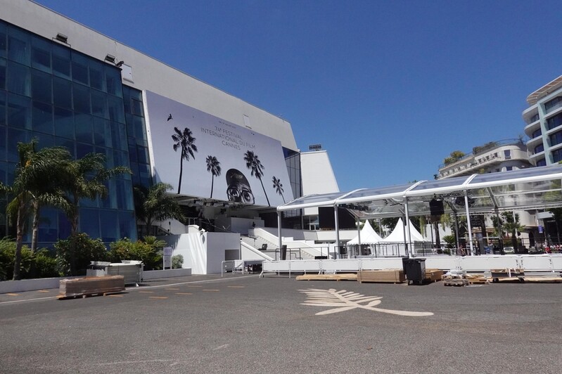 "악수·포옹 하지 마세요"…코로나19가 바꾼 칸 영화제 풍경