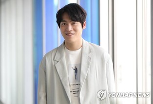 Singer John Park to release self-composed 2nd EP 'Outbox'