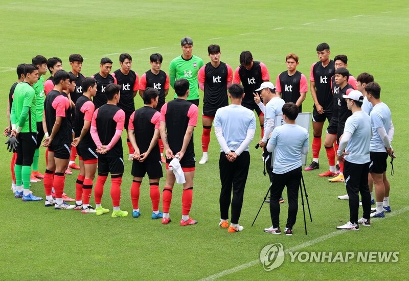 Olympic football team's tuneup matches to be played without spectators