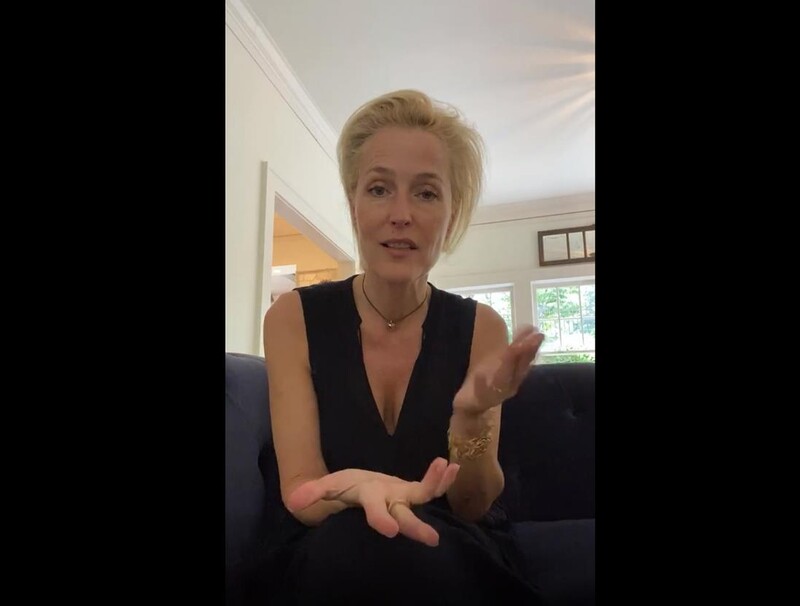 "너무 불편하잖아요" X파일 '스컬리' 앤더슨 '노브라' 선언