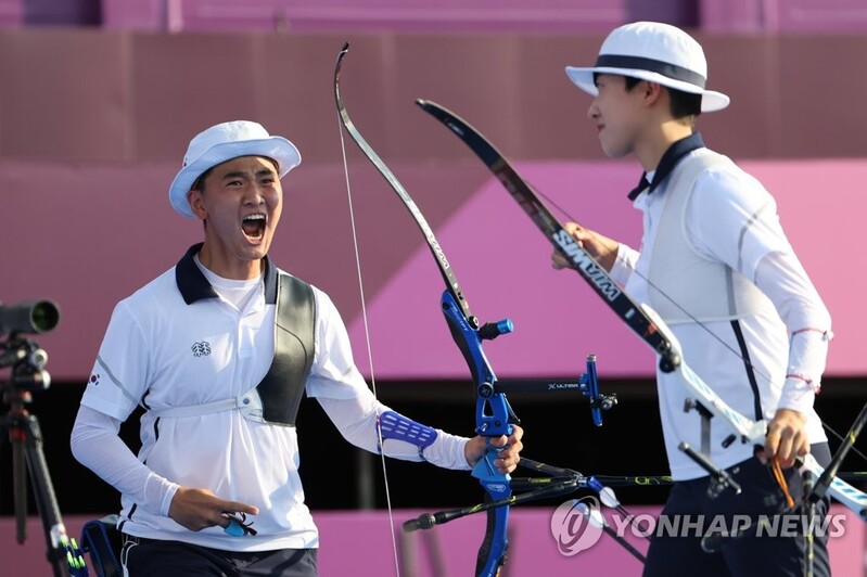 (Olympics) Paired with reticent teammate, brash teen archer backs up medal talk with dominant performance