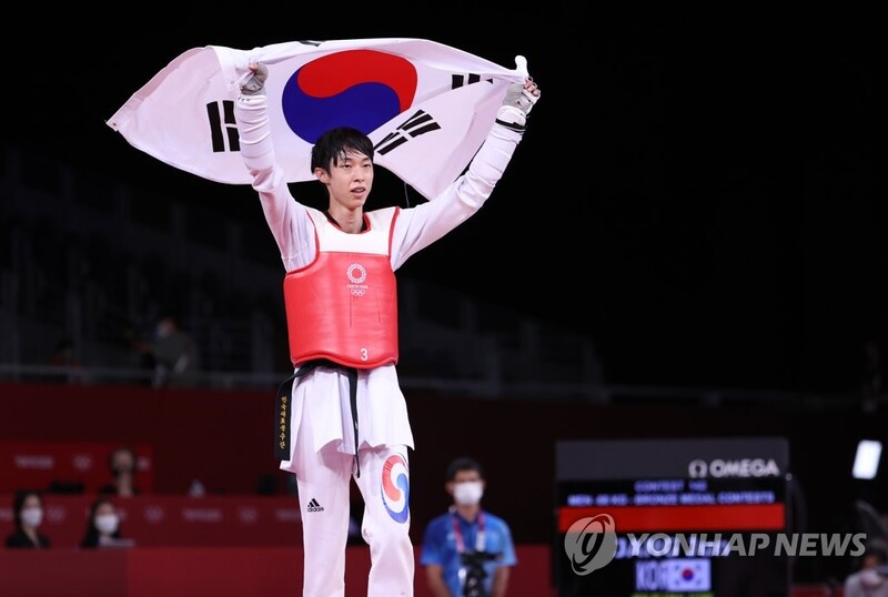 [올림픽] 동메달 장준 "지고 나니 부담 사라져…형들은 꼭 1등을"