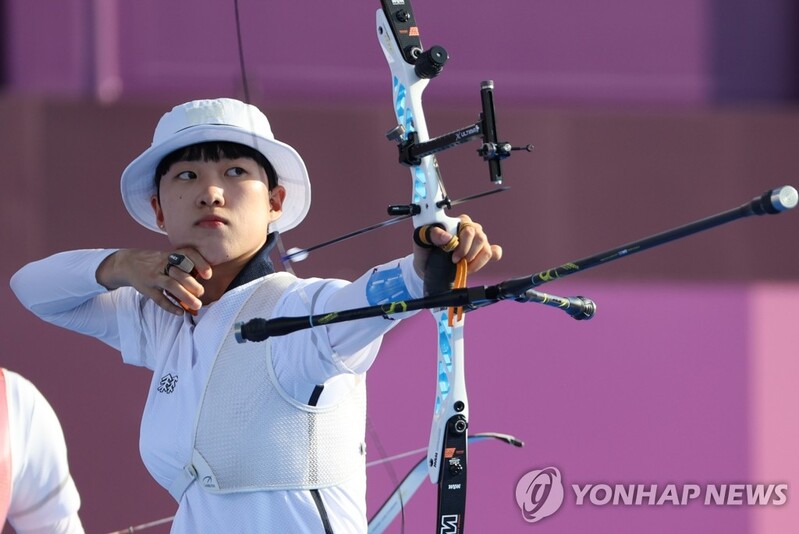 (LEAD) (Olympics) With 2nd gold, rising archery star joins elite company, inches closer to history