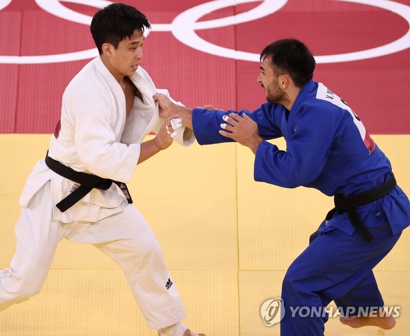 (Olympics) An Baul wins bronze in men's judo
