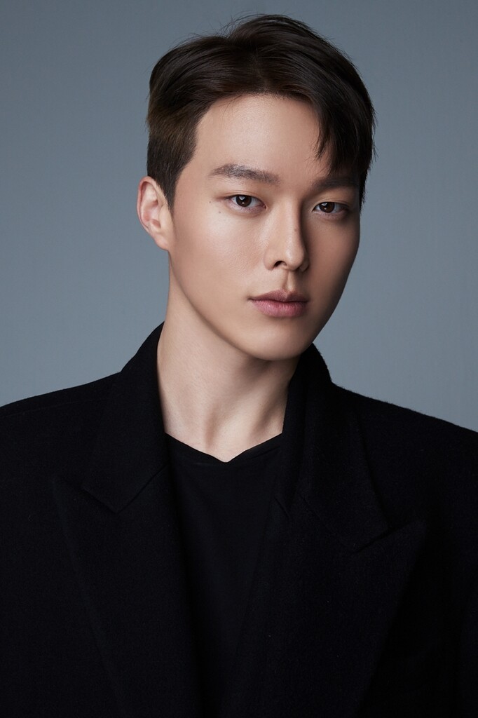 장기용, 다음 달 23일 현역 입대
