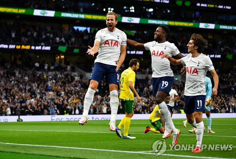케인 복귀포 쾅쾅!…토트넘, 페헤이라 3-0 완파(종합)