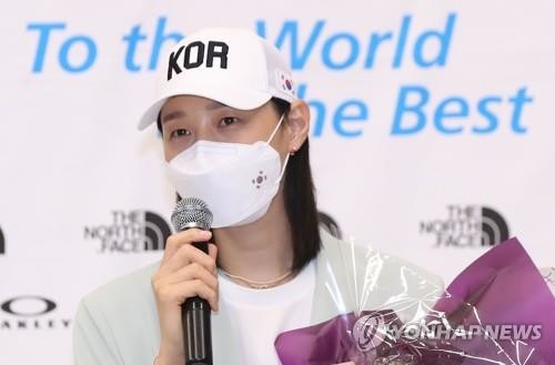 '식빵 언니' 김연경, 진짜 빵 모델 됐다