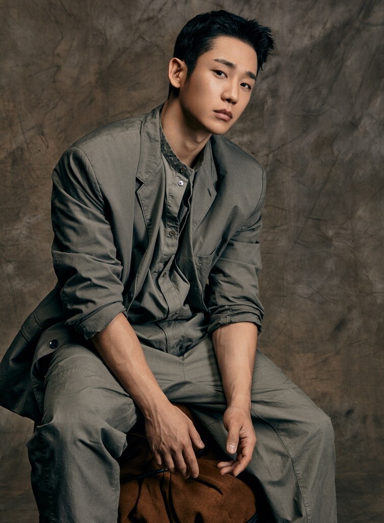 'D.P.' 정해인 "탈영병이 주인공인 작품…돋보이지 않으려 했죠"