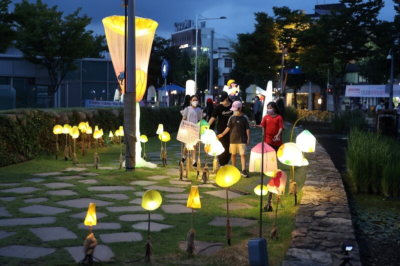 광주 원도심 역사문화 즐기는 '달빛걸음' 비대면 병행 개막