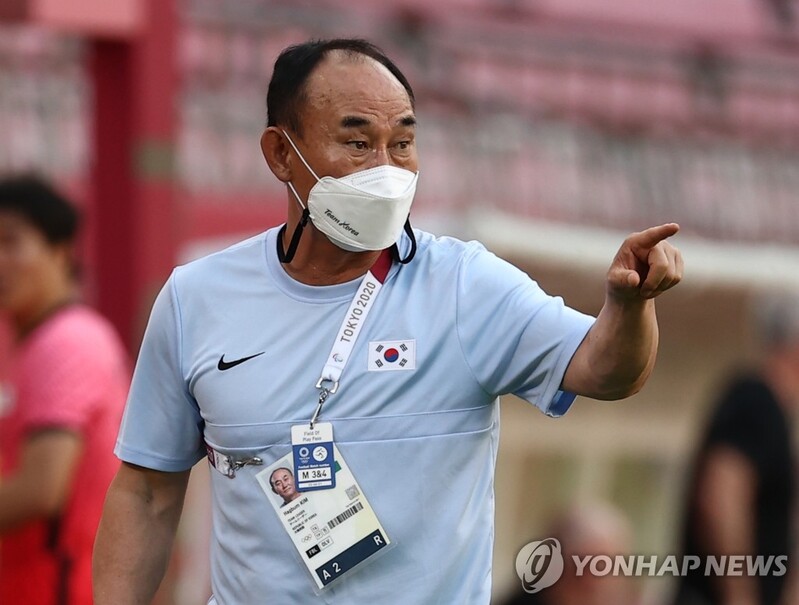 황당한 김학범 감독 "태국 사령탑? 연락 왔었지만 단칼에 거절"