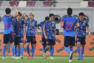 '오만에 충격패' 일본, 중국 꺾고 최종예선 첫 승…사우디 2연승