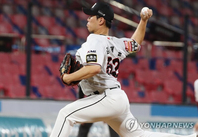 선두 kt의 힘…선발 조기 강판 악재 딛고 KIA와 무승부