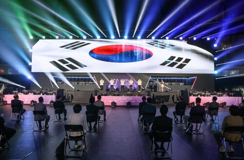 2021 한중일 e스포츠 대회 개막…"국경 넘는 화합의 장 되길"