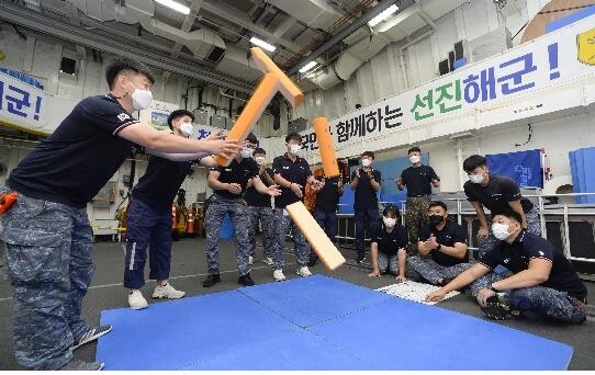 S. Korean troops on overseas missions celebrate Chuseok