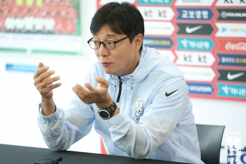 첫 시험대 오르는 황선홍 "경기 지배하며 많은 골 넣고 싶어"