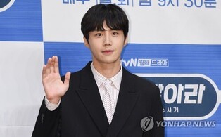 Actor Kim Seon-ho's official apology statement over abortion scandal (Full Text)