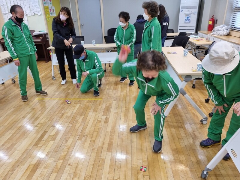 '오겜' 패러디한 '할징어 게임' 고양시 치매 예방에 활용