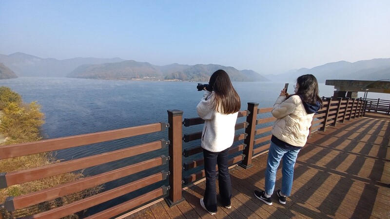 [픽! 옥천] 물안개 피어오르는 대청호 '장관'