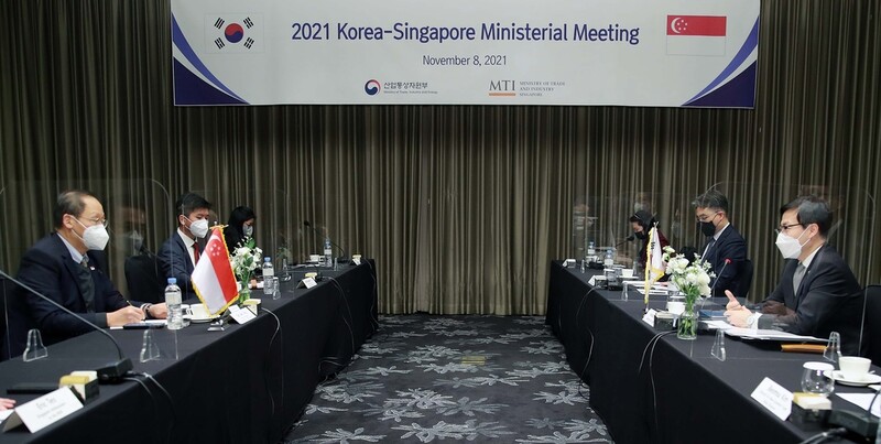 (LEAD) S. Korea, Singapore aim to strike digital trade deal this year
