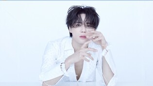 Singer Kim Jun-su bids farewell to longtime agency