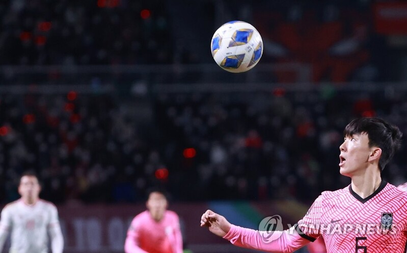 전방 압박으로 UAE 질식시킨 벤투호…황인범 송곳패스도 빛나