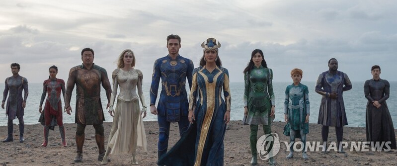 [박스오피스] '이터널스' 2주째 정상