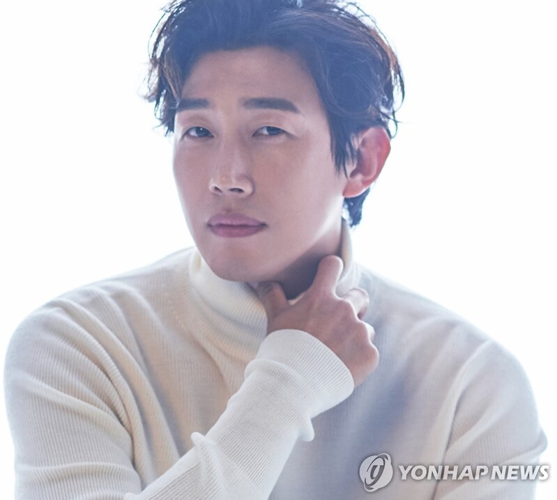 배우 강기영, 결혼 2년 만에 득남