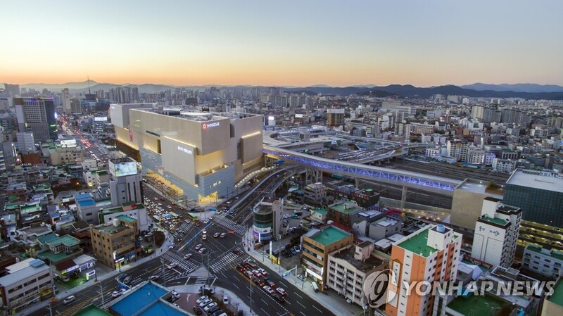 대구 신세계, 4년11개월만에 매출 '1조 클럽' 가입…최단기 기록