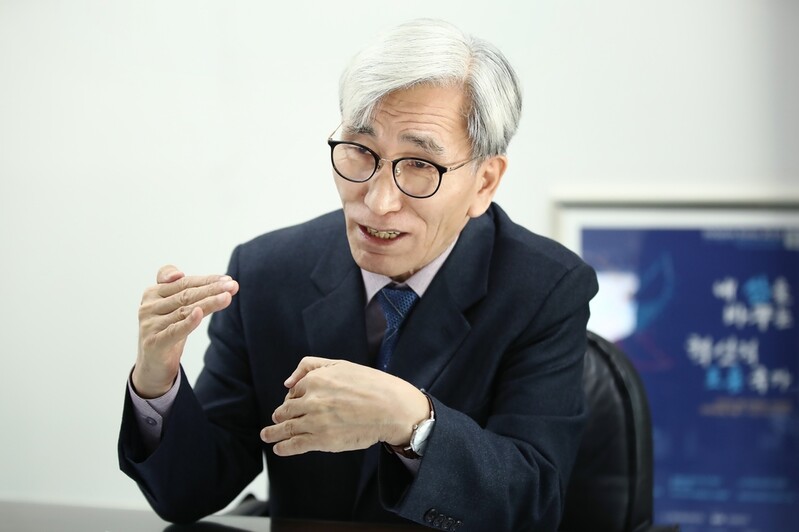 [인터뷰] 정해구 NRC이사장 "우리는 선진국…대전환기 대응 고민해야"