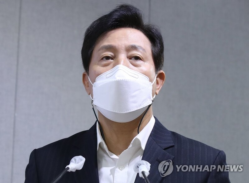 오세훈 "TBS, 아직도 걸음마 하면 곤란…TV 유지 고민해봐야"