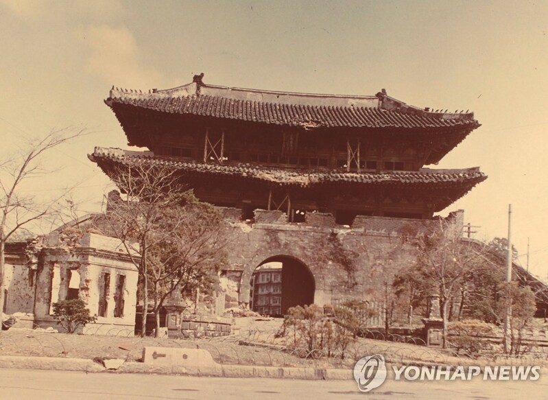 '국보 1호 숭례문' 대신 '국보 숭례문'…문화재 지정번호 뗀다