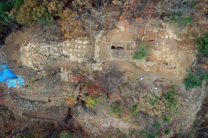 세종시 산성 '이성'서 백제 다각다층 건물터 온전하게 확인