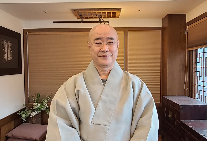 "유마경, '위드코로나' 병과 함께 사는 법을 알려드려요"