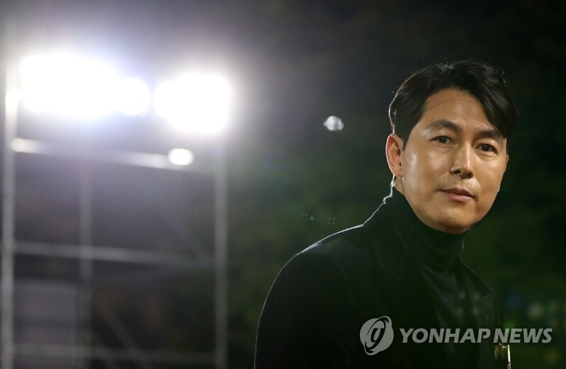 정우성·고경표·박정자 줄줄이 확진…연예계도 코로나 비상(종합)