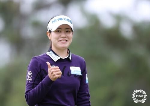 박민지, KLPGA 대상·상금왕·다승왕 휩쓸며 화려한 피날레