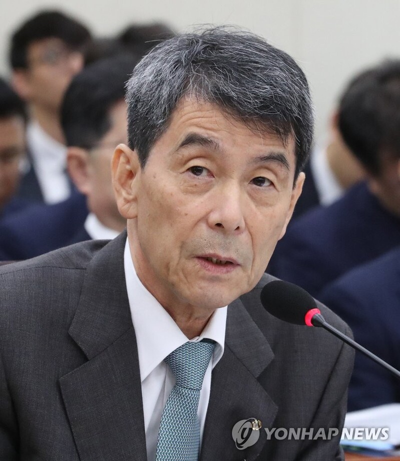 State-run KDB considers selling shipping line HMM 'in phases'