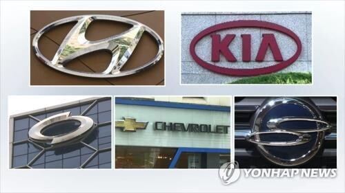 Nov. vehicle sales fall 15 pct amid chip shortage