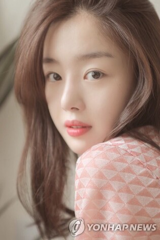 Han Sun-hwa joins MC for '2021 KBS Entertainment Awards'