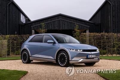 Hyundai, Kia's U.S. sales fall 13 pct on chip shortage