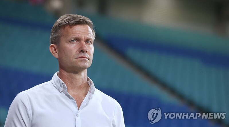 황희찬 원소속팀 라이프치히, 성적 부진에 5개월 된 감독 경질