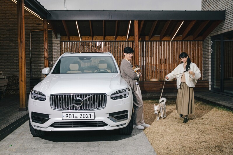 볼보차코리아 홍보대사에 배우 김무열·윤승아 부부