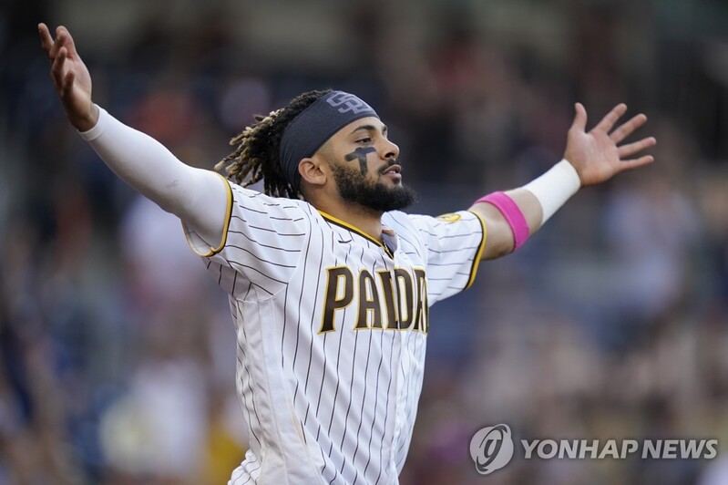 "오토바이 사고는 가짜뉴스" 타티스 아버지가 직접 부인