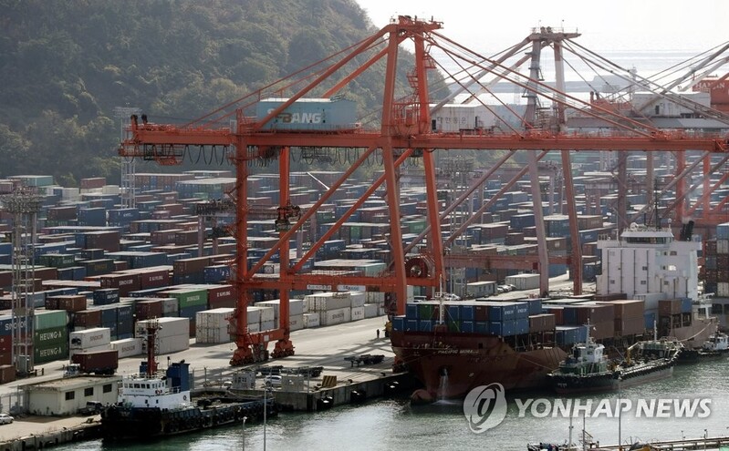 Exports rise 20.4 pct in first 10 days of Dec.