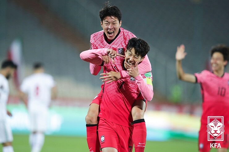 손흥민의 이란전 선제골, 축구팬이 뽑은 '올해의 골' 선정