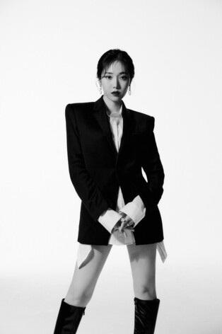 VIVIZ's SinB selected as MC for 'Style Me' season 2