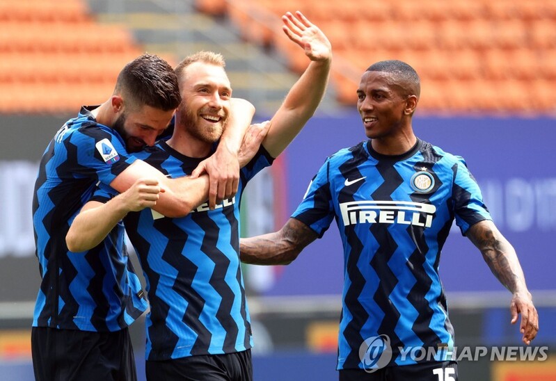 심장마비로 쓰러진 에릭센, 인터 밀란과 계약 해지