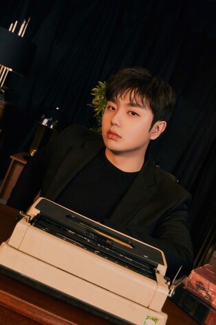 Singer-songwriter Sam Kim drops collaborative song with Thai singer Mew Suppasit