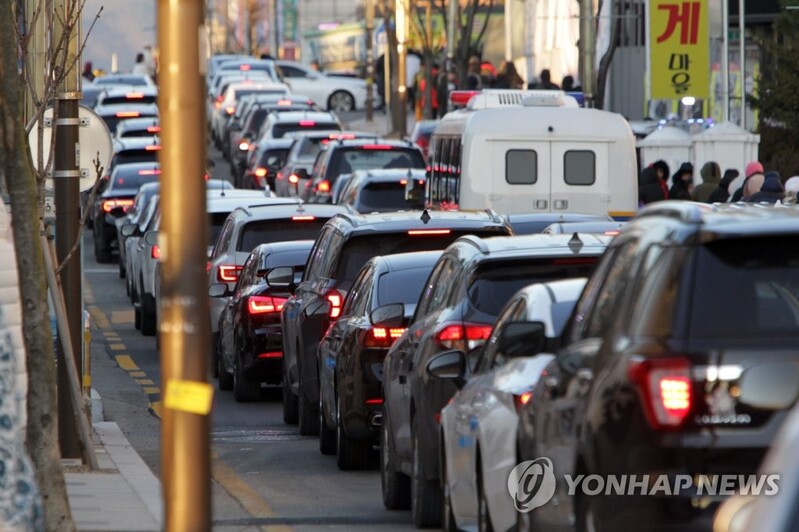 해맞이 명소 통제 무색…새해 첫날 강원 동해안 35만대 몰릴 듯